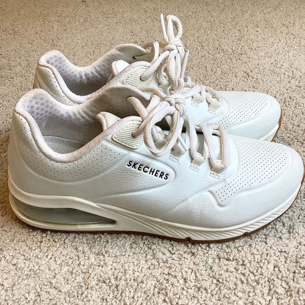 Skechers Uno 2 women’s sneakers size 8